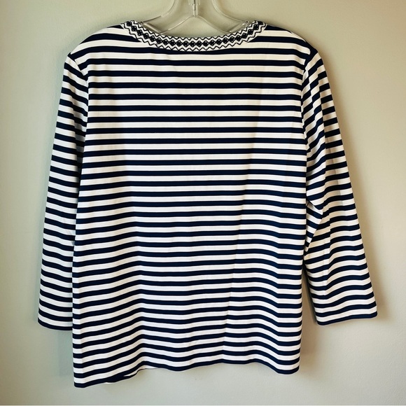 J. McLaughlin Navy Stripe V-neck 3/4 Sleeve Stretchy Blouse - Picture 3 of 8